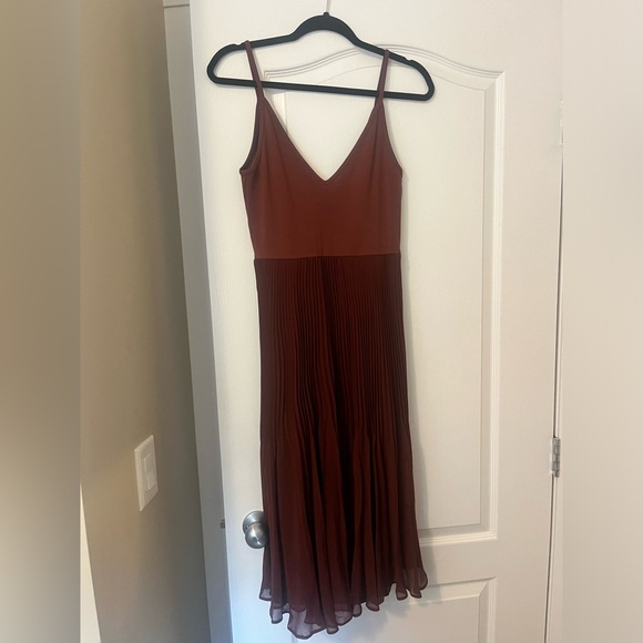 Wilfred Dresses & Skirts - Wilfred Daphnee Dress - MED